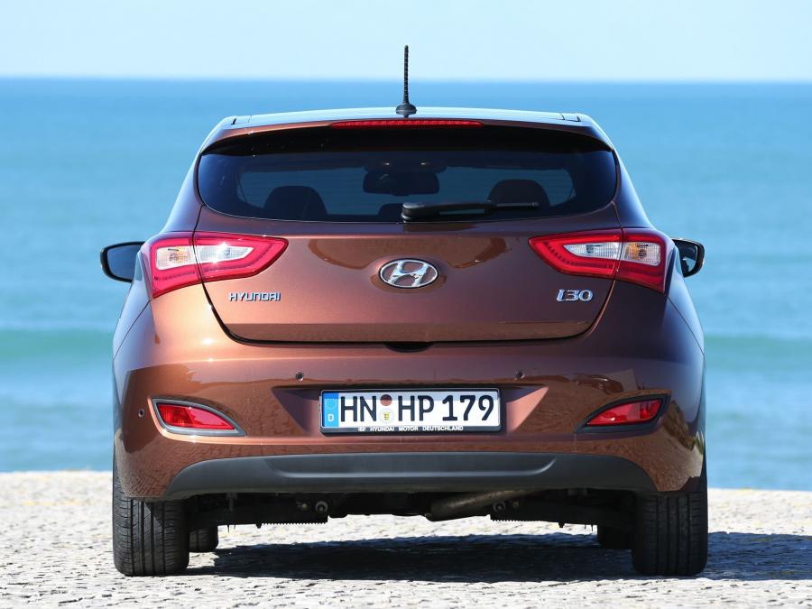  Hyundai i30 3-Door 2012 года  (фото 13 из 18)